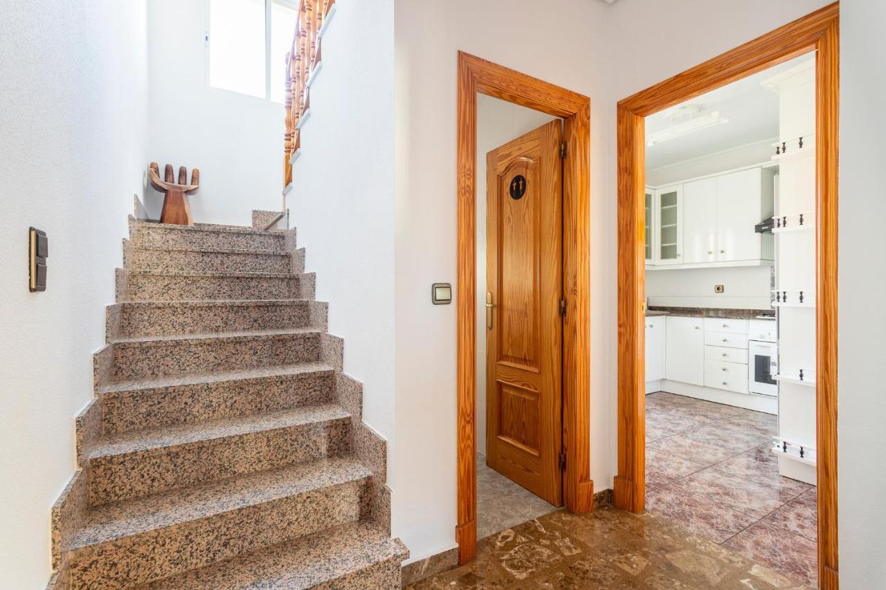 Casa Las Rosas Iniesta エクステリア 写真